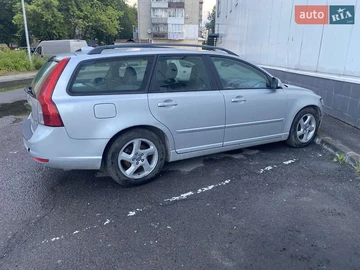 Авто Volvo V50 2009 № 7875272