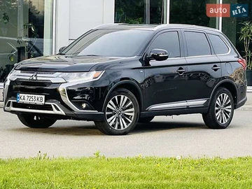 Авто Mitsubishi Outlander 2018 № 7875304