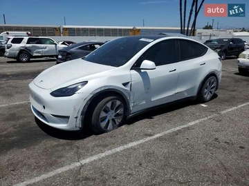 Авто Tesla Model Y 2023 № 7875320