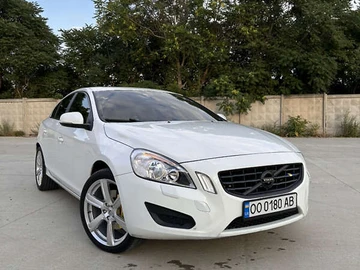 Авто Volvo S60 2012 № 7875428