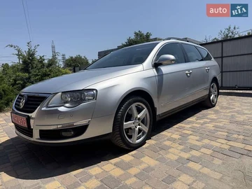 Авто Volkswagen Passat 2010 № 7875651