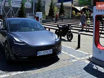 Авто Tesla Model 3 2019 № 7875803