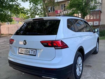 Авто Volkswagen Tiguan 2020 № 7875806