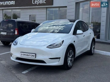 Авто Tesla Model Y 2023 № 7875850