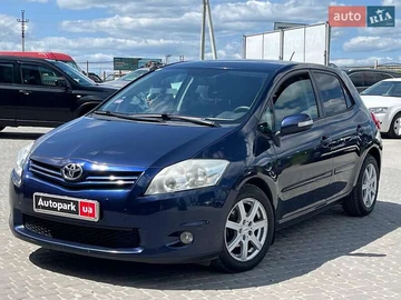 Авто Toyota Auris 2011 № 7875960