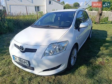 Авто Toyota Auris 2009 № 7875996
