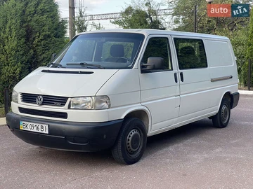 Авто Volkswagen Transporter 2000 № 7876003