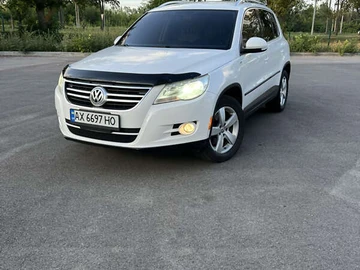 Авто Volkswagen Tiguan 2010 № 7876084