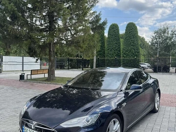 Авто Tesla Model S 2013 № 7876109