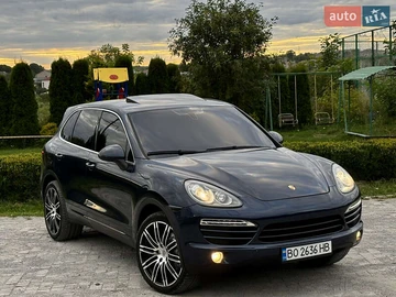 Авто Porsche Cayenne 2011 № 7876203
