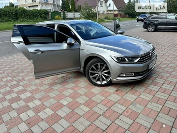 Авто Volkswagen Passat 2015 № 7876210