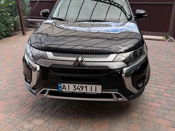 Авто Mitsubishi Outlander 2019 № 7876258