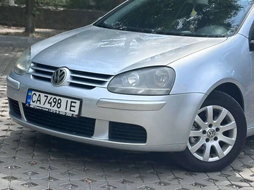 Авто Volkswagen Golf 2003 № 7876413