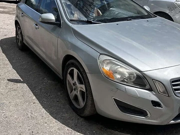 Авто Volvo S60 2012 № 7876507
