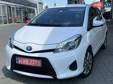 Авто Toyota Yaris 2014 № 7876560