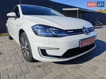 Авто Volkswagen E-Golf 2017 № 7876595