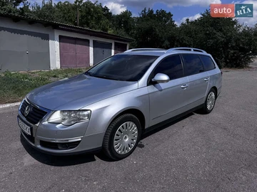 Авто Volkswagen Passat 2010 № 7877003