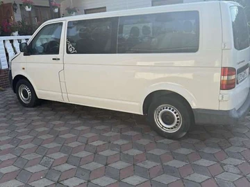 Авто Volkswagen Transporter 2006 № 7877017
