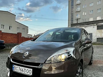 Авто Renault Scenic 2012 № 7877035