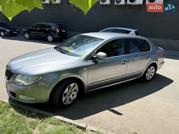 Авто Skoda Superb 2012 № 7877128