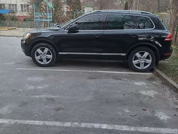 Авто Volkswagen Touareg 2010 № 7877255