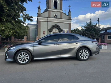 Авто Toyota Camry 2021 № 7877378