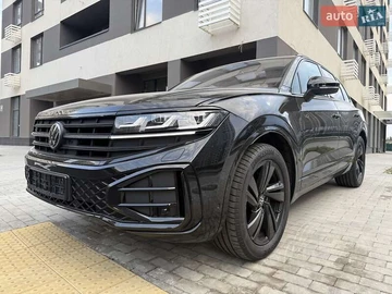 Авто Volkswagen Touareg 2024 № 7877422