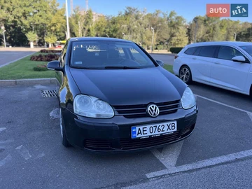 Авто Volkswagen Golf 2004 № 7877560