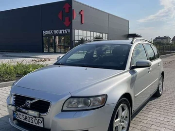 Авто Volvo V50 2007 № 7877682