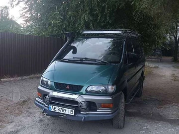 Авто Mitsubishi Space Gear 2001 № 7877822