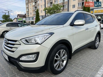 Авто Hyundai Santa Fe 2013 № 7877983