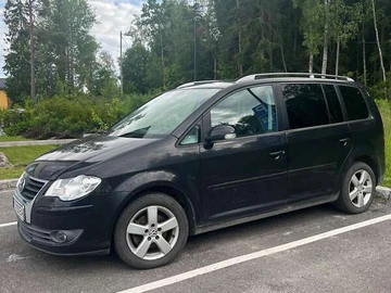 Авто Volkswagen Touran 2009 № 7877997
