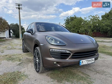 Авто Porsche Cayenne 2010 № 7878019