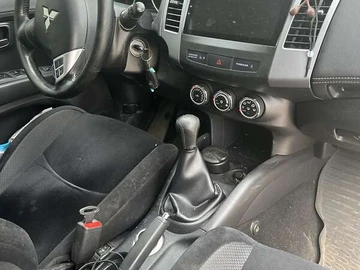 Авто Mitsubishi Outlander 2010 № 7878090