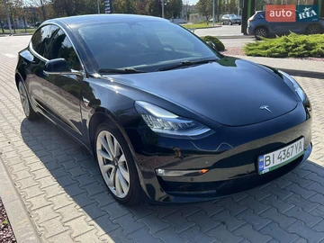 Авто Tesla Model 3 2019 № 7878236