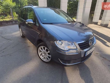 Авто Volkswagen Touran 2007 № 7878273