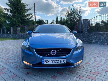 Авто Volvo V40 2014 № 7878298