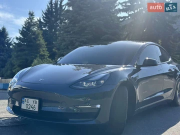 Авто Tesla Model 3 2022 № 7878333