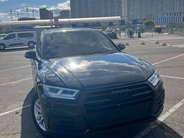 Авто Audi Q5 2020 № 7878348