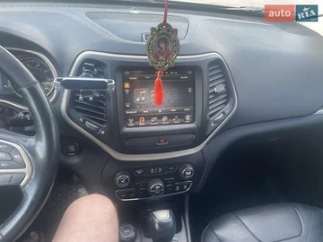 Авто Jeep Cherokee 2015 № 7878489