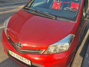Авто Toyota Yaris 2011 № 7878635