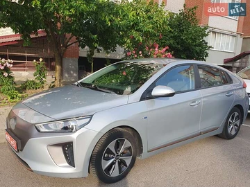 Авто Hyundai Ioniq 2016 № 7878695