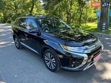 Авто Mitsubishi Outlander 2019 № 7878737