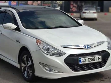 Авто Hyundai Sonata 2013 № 7878980
