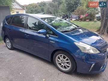 Авто Toyota Prius V 2013 № 7878987