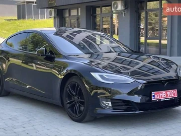 Авто Tesla Model S 2019 № 7879125