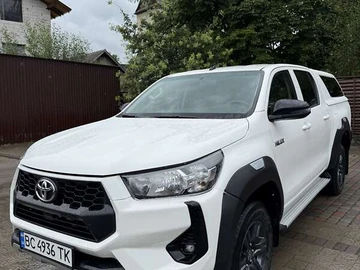 Авто Toyota Hilux 2024 № 7879175