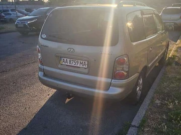 Авто Hyundai Trajet 2005 № 7879255