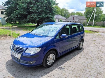 Авто Volkswagen Touran 2007 № 7879357