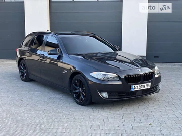 Авто BMW 5 Series 2011 № 7879521